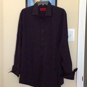 Long sleeves button shirt in large size. Fitted stretch fabric by Alfani.
